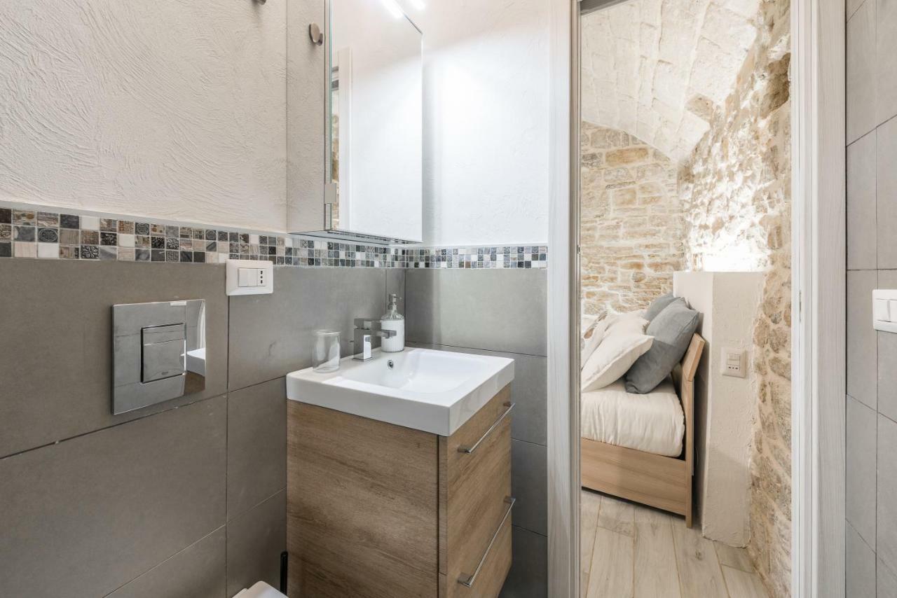 San Nicola Old Town Apartment Casatuaباري المظهر الخارجي الصورة